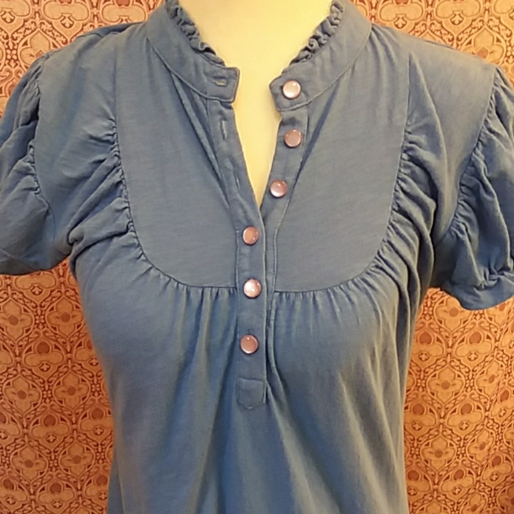 ~ Pretty short sleeve top 🌸
